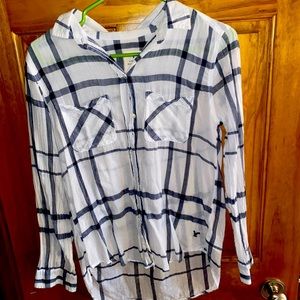 AE vintage boyfriend fit button up S